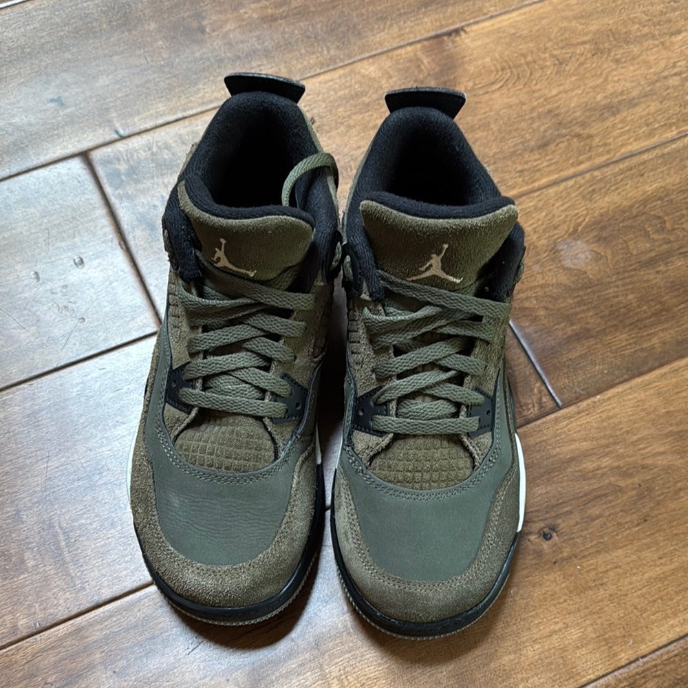 Jordan 4 Retro SE Craft Sneakers